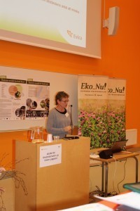 Beata Meinander representerade Evira och diskuterade bland annat ekogranskning med deltagarna.